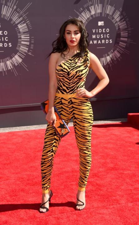 Charlie XCX at 2014 Video Music Awards, Best Dressed
