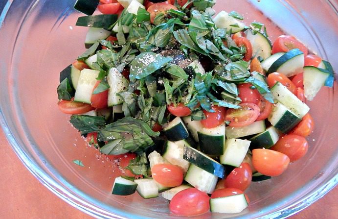easy-vegetarian-cucumber-tomato-farrow-salad-recipe