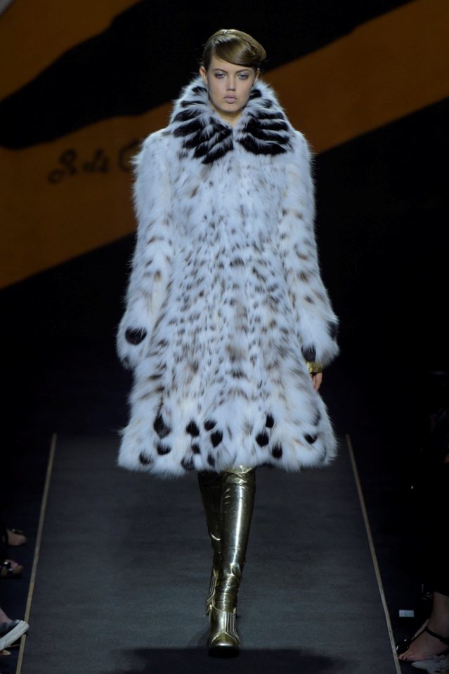 fendi-fw15-fur-couture-runway-paris (2)