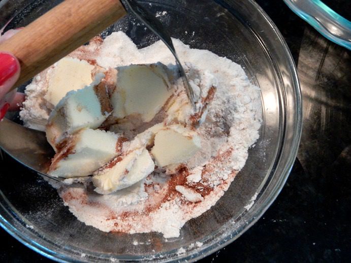 homemade-blueberry-crumb-pie-recipe-step-1