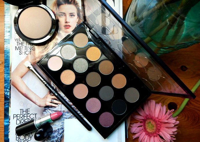 mac-cosmetics-nordstrom-eyeshadow-palette-overhead
