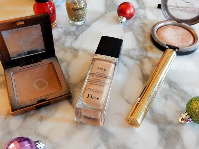 Holiday Makeup Essentials - Dream in Lace