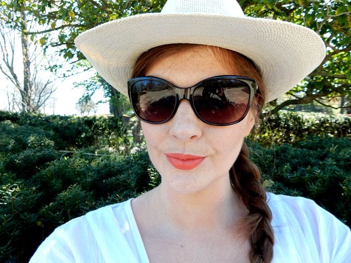 My Face and OOTD at the Park! Fedora, orange lip and sunglasses