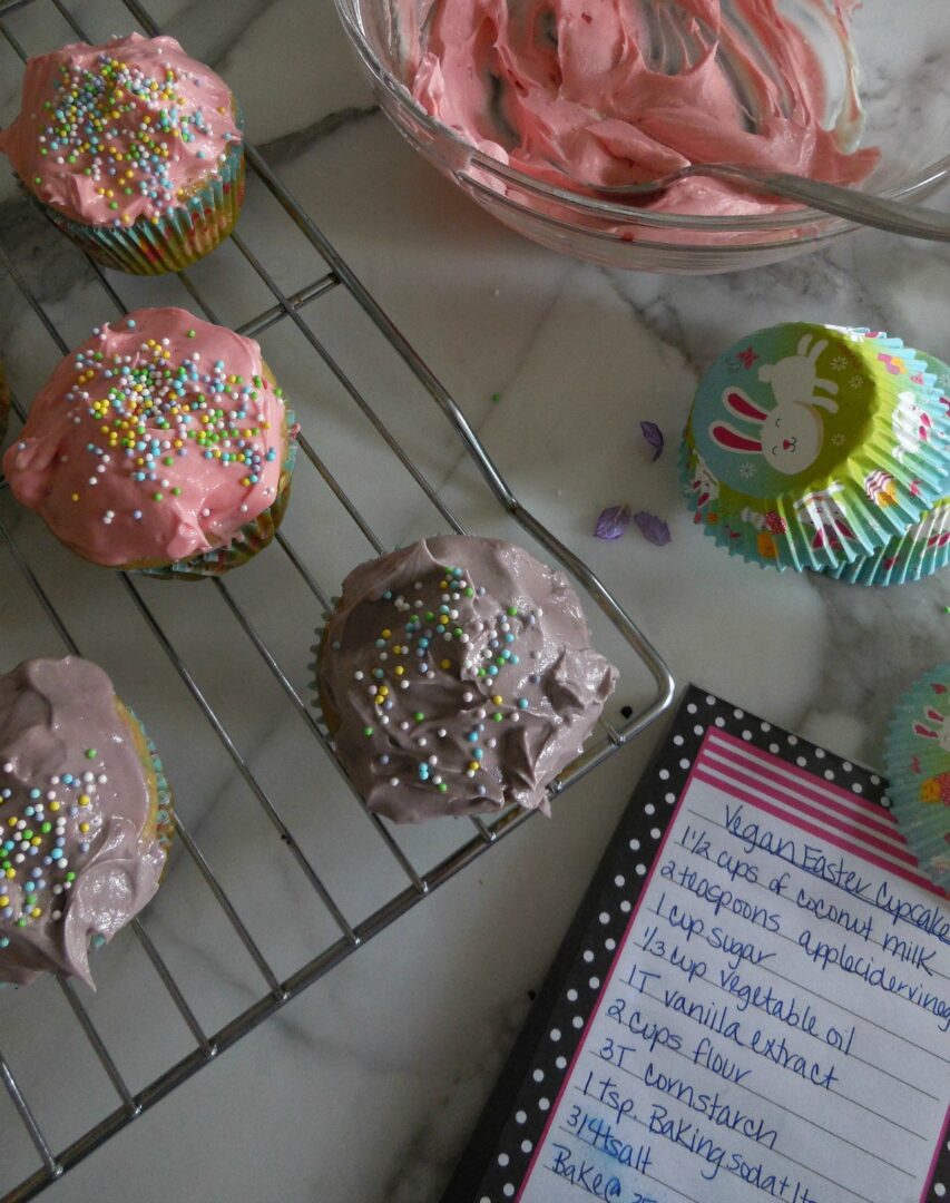 Recipe: Sugary Sweet Vegan Cupcakes for Easter