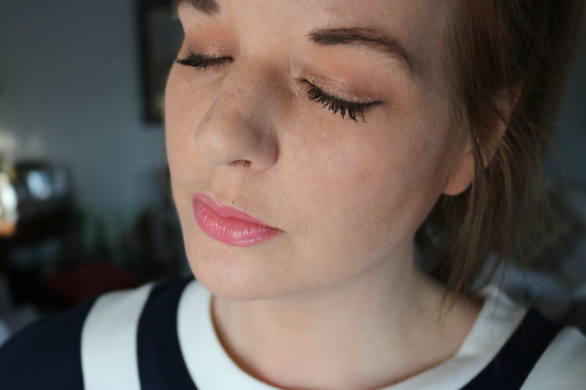 Dior Fusion Mono Eyeshadow Review I DreaminLace.com #Dior #Makeup