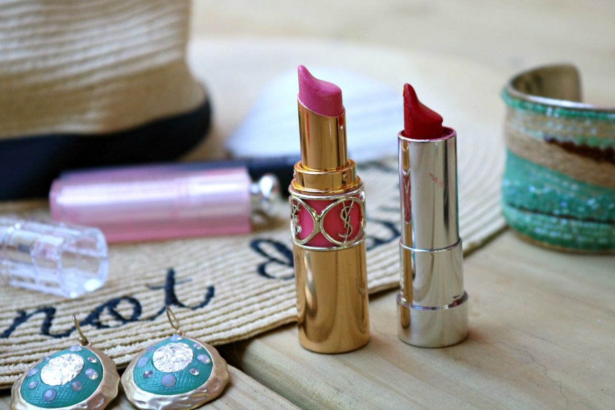 Favorite Summer Lipsticks I DreaminLace.com #SummerMakeup #lipstick #drugstoremakeup #luxurymakeup
