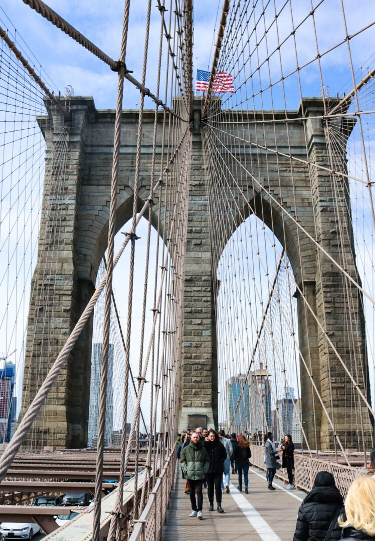 Affordable New York City Travel Guide I Brooklyn Bridge #Travel #TravelGuide #NYC