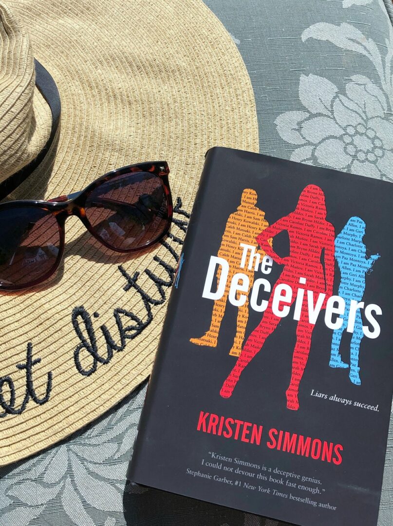 May Book and Film Favorites I Young Adult Fiction 'The Deceivers' by Kristen Simmons #SummerReading #YA #Fiction