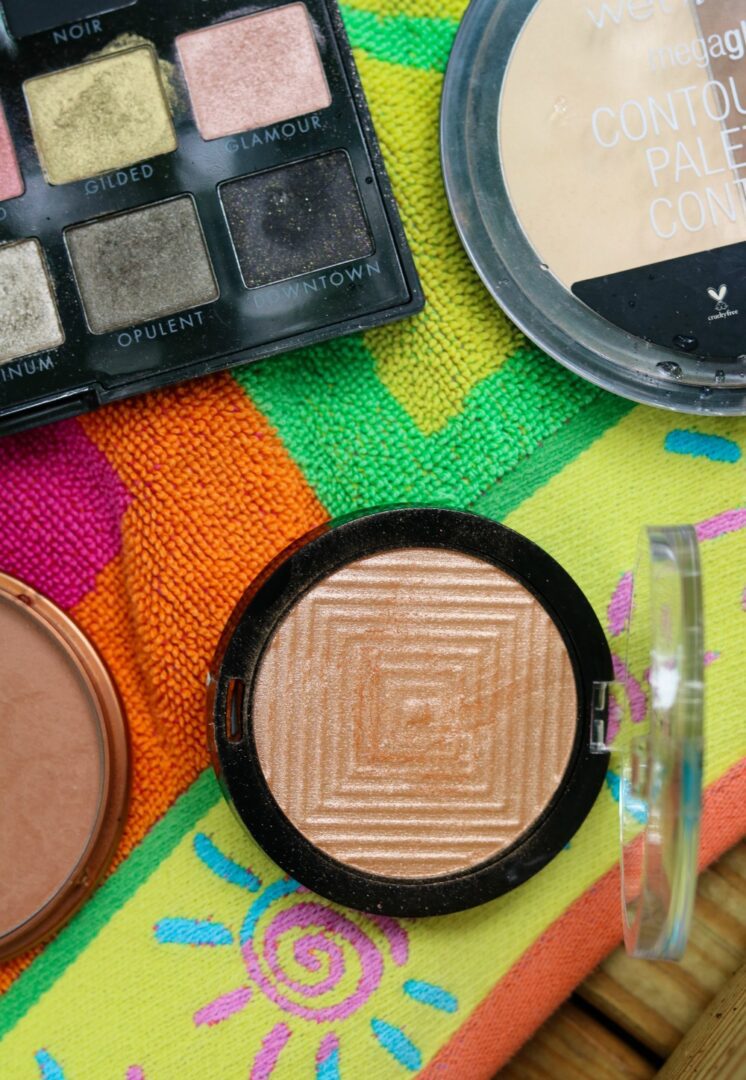 Summer Drugstore Makeup Tutorial I Maybelline Master Chrome Highlighter #summermakeup #makeuptutorial #beautyblogger #makeup