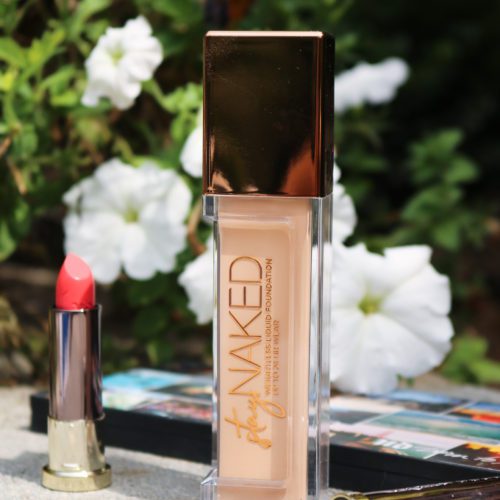 Urban Decay Naked Weightless Foundation Review I The most overrated foundation of all time? #urbandecay #veganmakeup #beautytips #beautyblog #makeupblog #makeup