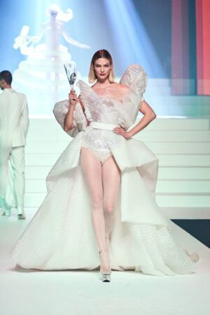 Best Spring Couture Runway Looks I 2020 I DreaminLace.com