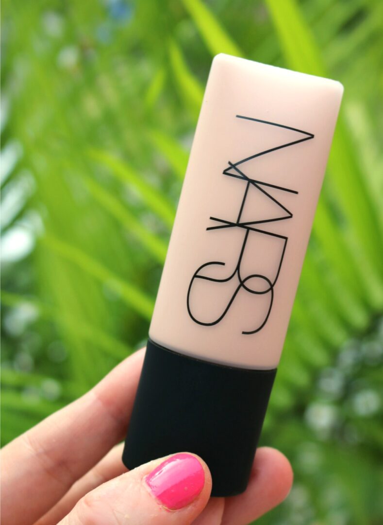 NARS Soft Matte Complete Foundation Review I DreaminLace.com #NARS #BeautyBlog