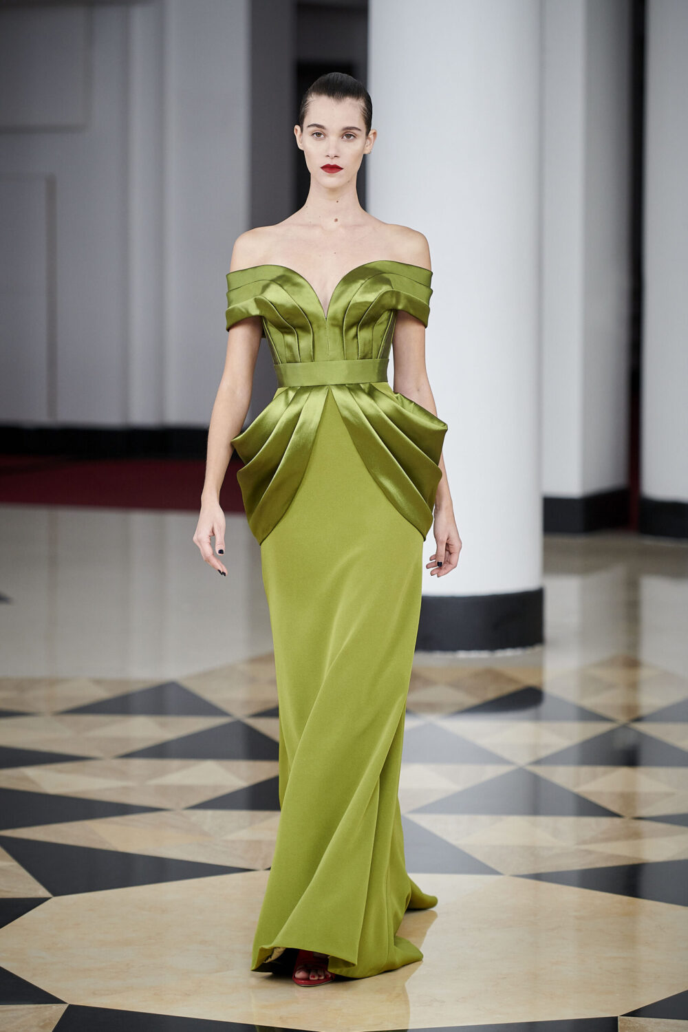 Alexis Mabille Spring 2021 Couture Collection Runway I Dreaminlace.com #couture #luxuryfashion