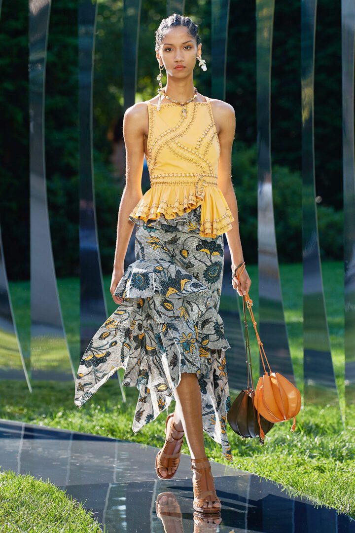 Best NYFW Spring 2022 Looks I Ulla Johnson Floral Print Skirt and yellow peplum top #springstyle #fashionstyle #ootdinspo