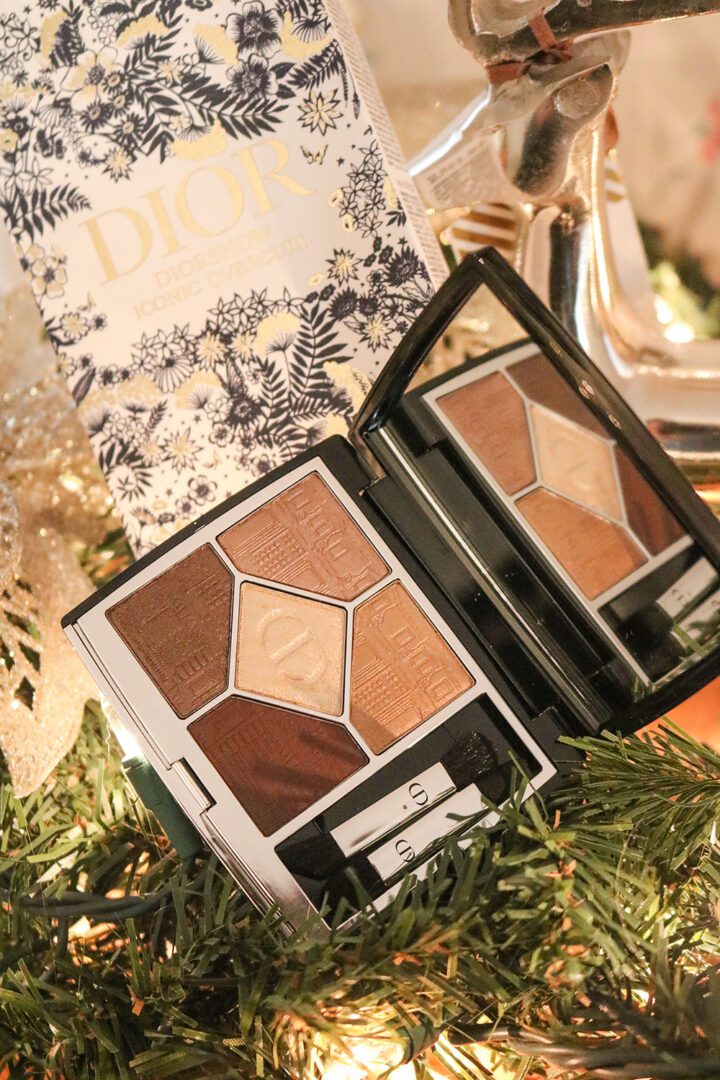 Dior Holiday 2021 Eyeshadow Palette Review I DreaminLace.com #makeupaddict