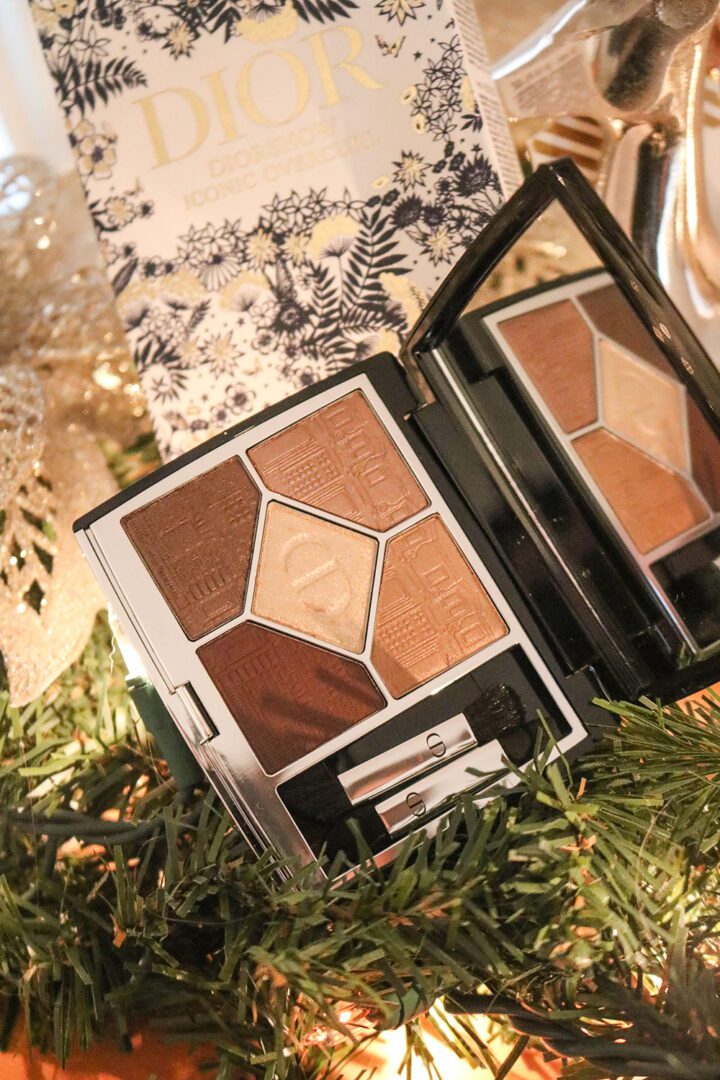Dior Holiday 2021 Eyeshadow Palette Review I DreaminLace.com #makeupaddict