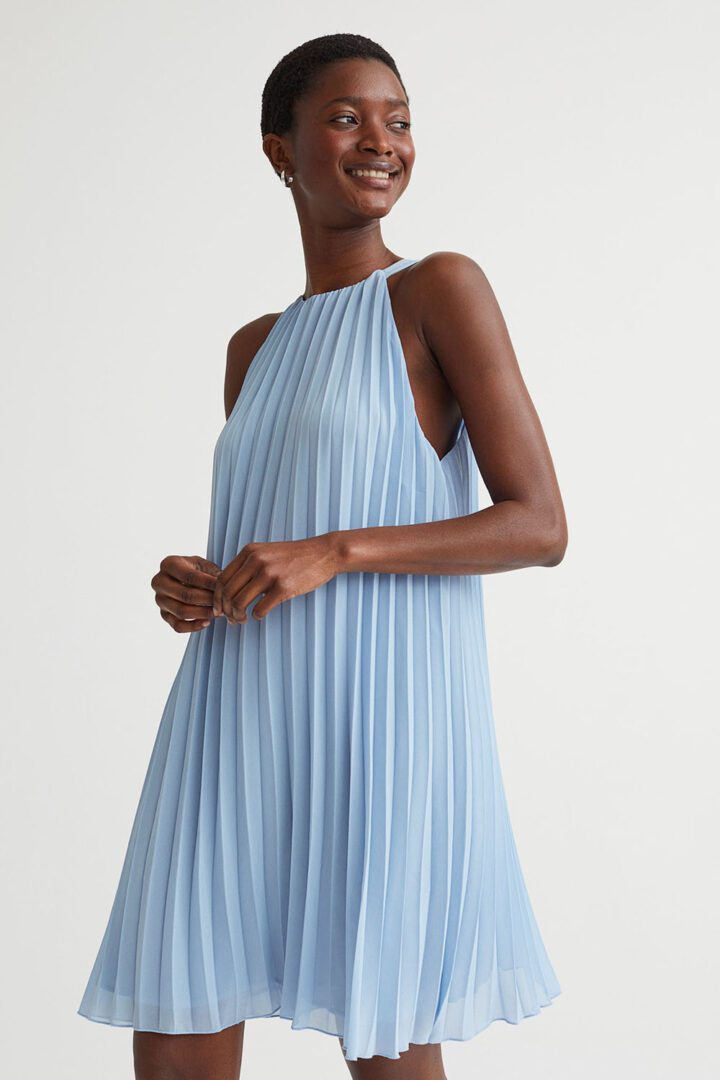 Summer 2022 Wedding Dresses Under $100 I Pleated Chiffon Dress from H&M #summerstyle