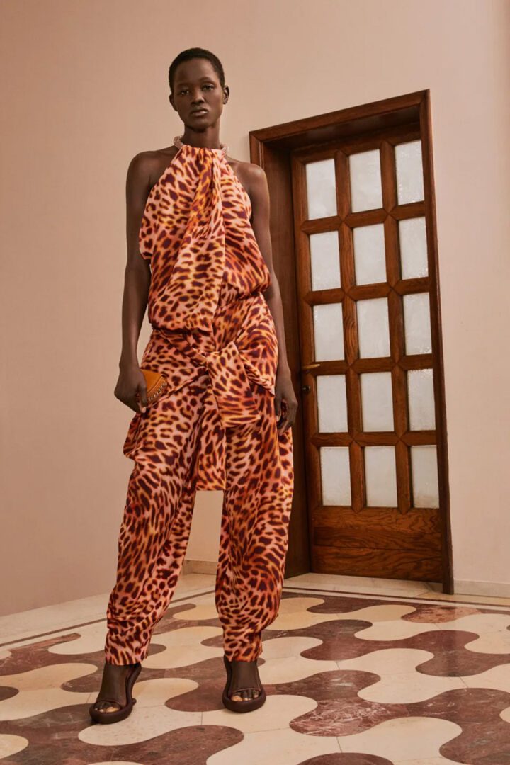 Stella McCartney Pre-Fall 2022 Collection I Silk Cheetah Animal Print Jumpsuit #fashionstyle #ootdstyle