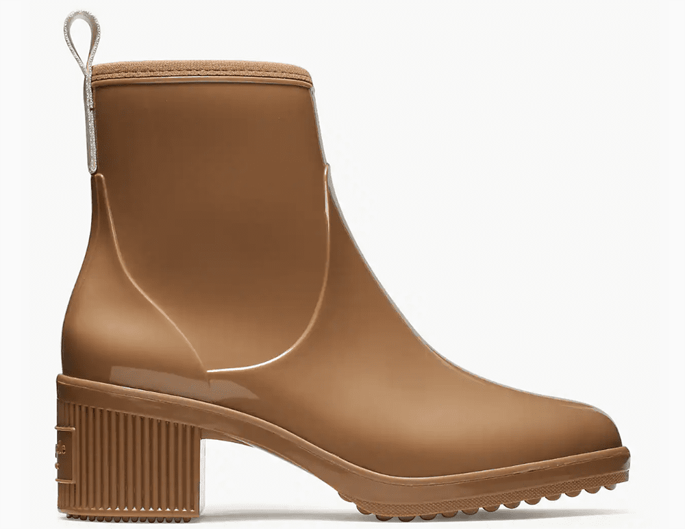 Kate Spade Fall 2022 Style Favorites I Tan Brown Rain Booties #fashionstyle #ootdstyle