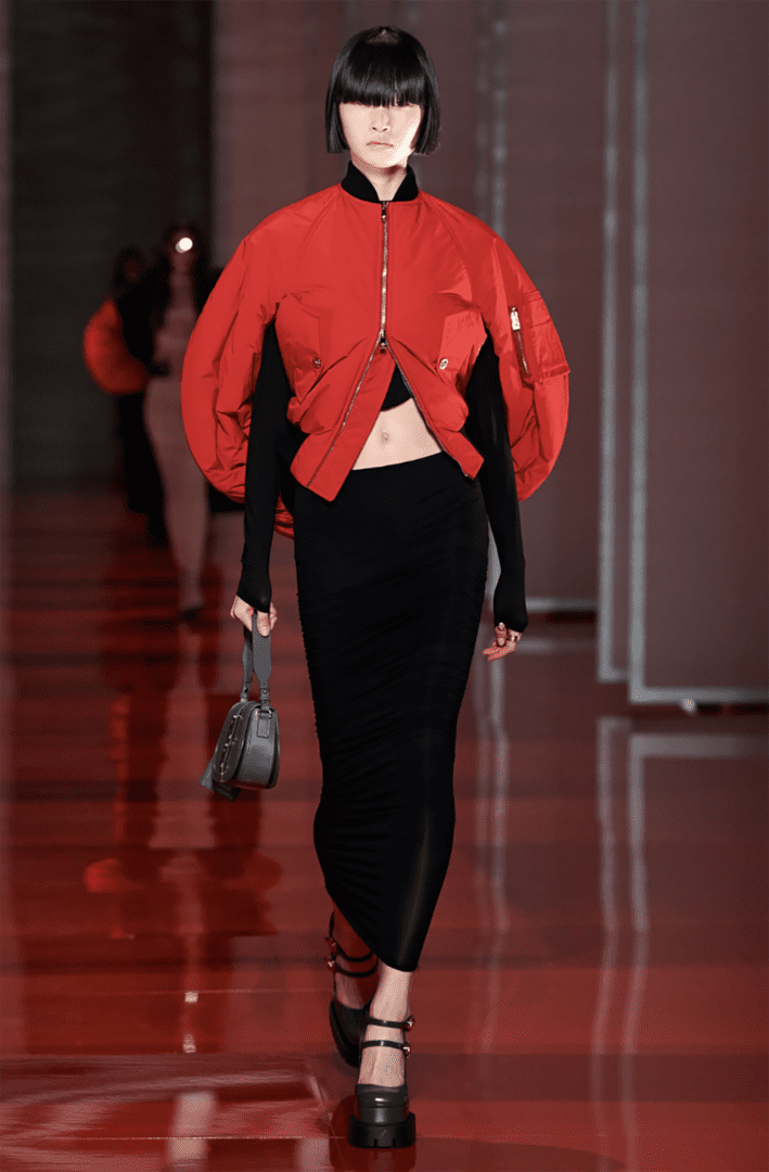 Versace Fall 2022 Collection I Red and Black Puffer Jacket over relaxed-fit trousers #fashionstyle #ootdstyle