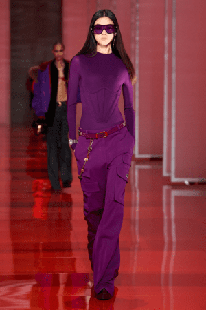 Versace Fall 2022 Collection I Purple Corset Long-Sleeved Top and Relaxed Fit Trousers #fashionstyle #ootdstyle