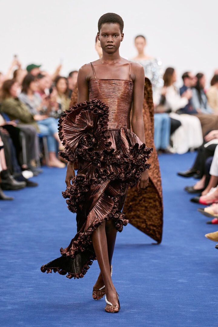 Best Fall 2023 Couture Looks I Alexandre Vauthier Bronze tiered ruffle midi dress