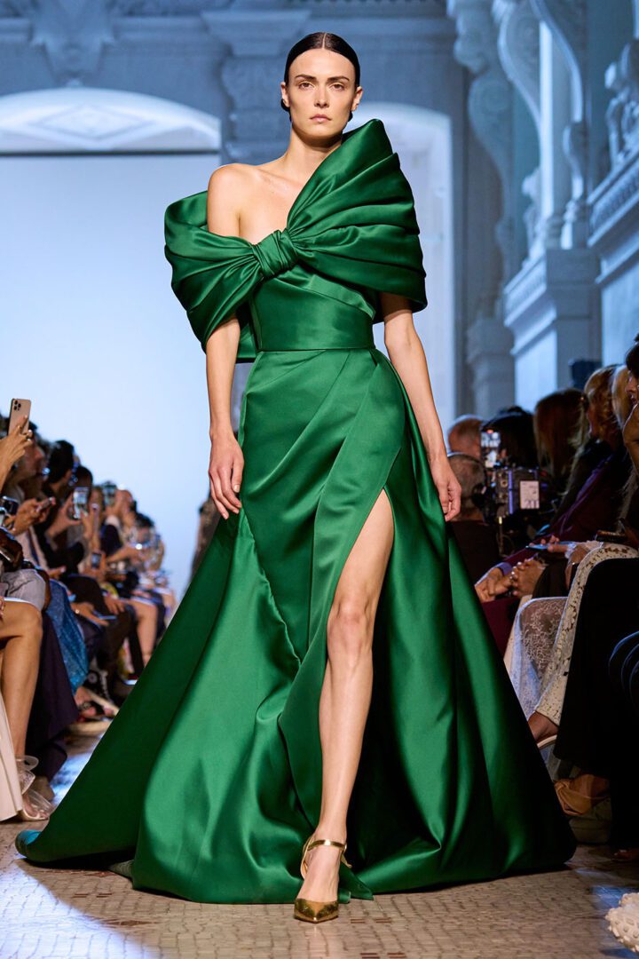 Best Fall 2023 Couture Looks I Elie Saab structured green gown